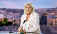 仏ルペン氏　2027年大統領選出馬表明　被選挙権の停止期間短縮