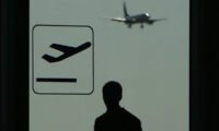 夏休みでも自由に旅行できない中国教師