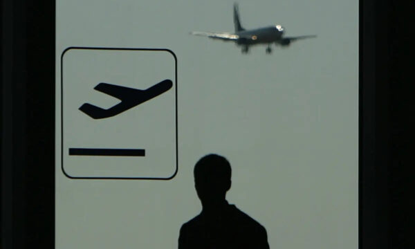 夏休みでも自由に旅行できない中国教師