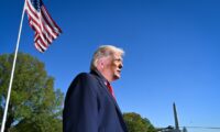 トランプ氏の知性を疑う人々の「知性」を問う