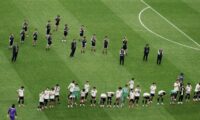中国人が日本代表を熱烈応援　中国サッカー協会が「待った」