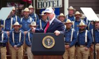 トランプ氏　ルーズベルト大統領図書館開館式で演説　パナマ運河の中共影響力に警告