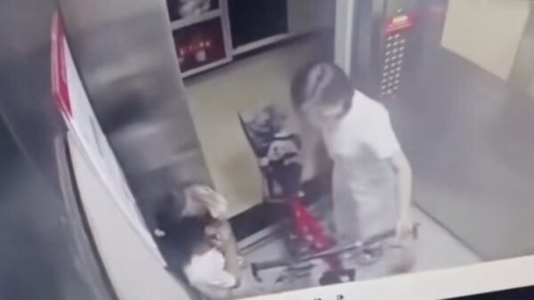 邪気が充満する中国社会　「きれい」と触れた9歳女児に平手打ち