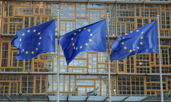 中国の安値攻勢で30年ぶりの危機　EU 化学品緊急輸入制限へ