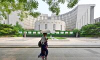 中共当局　武漢衆邦銀行を公的管理下に　民営銀行で初