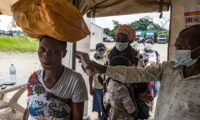 エボラ出血熱が急拡大　コンゴで死者600人　隣国ウガンダでも感染確認