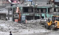 米政府　チベット・ネパール洪水で米国人約85人が行方不明　中共当局は情報統制