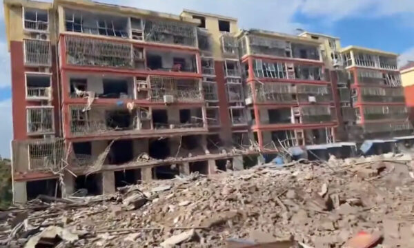 住宅街が吹き飛ぶ大爆発　深まる謎、当局は「情報漏洩」を警戒＝中国・山東