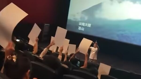 スパイダーマン上映イベントで「白紙騒動」　動画削除が裏目に