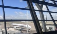 中国で出国審査強化　上海浦東空港　同じ便の乗客半数が搭乗できずか