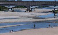 欧州の水力発電量　過去最低に迫る水準　高温と少雨が影響