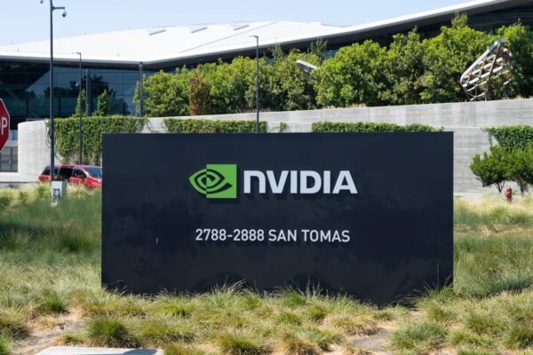 中国AI企業　海外経由でNVIDIA先端半導体を利用　米輸出規制に抜け穴