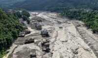 ネパール大洪水　160人死亡160人死亡・800人超不明　邦人5人も行方不明