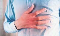 数分で胸やけを和らげる――酸逆流を自然に鎮める簡単療法