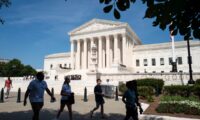 トランプ氏　郵便投票制限で最高裁に再申立て　中間選挙前に司法判断求める
