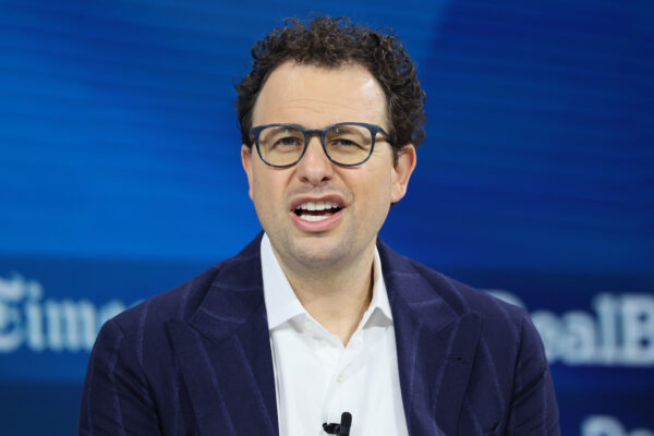 アンソロピックCEO　AI開発減速を巡り「中国共産党が難題になる恐れ」