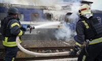 ロシアがウクライナの列車を攻撃　外交専用列車も危うく被害