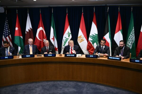 米国とイランの代表が3時間会談＝トランプ米大統領