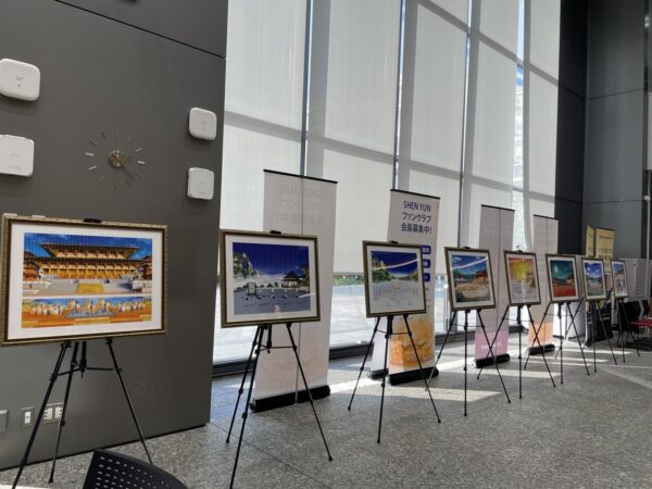 「神韻作品ポスター展」開催　世界で称賛される感動を映像などで先取り