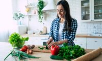 薬が効きにくい感染症に備える　免疫を支える食事・睡眠・生活習慣