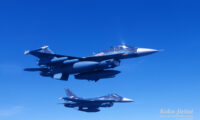 日本のF-2が初訪印　日印空軍が共同訓練　中国けん制の背景も
