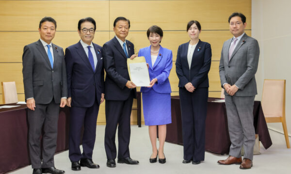 安保上重要な土地取得に事前許可制　自民PTが提言　首相は臨時国会に法改正案提出へ