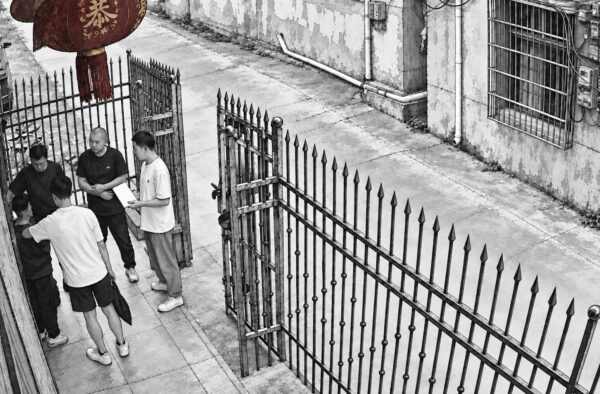 習近平への抗議参加者に事後報復　中共警察が抗議者の家族などにも脅迫