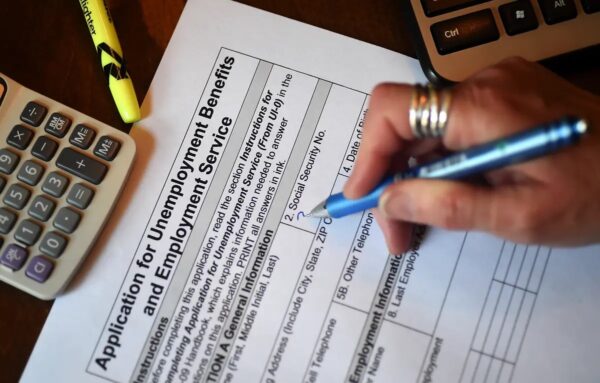 米新規失業保険申請19.4万件　約57年ぶり低水準に迫る