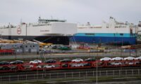 中国車　国内販売低迷で輸出依存強まる　EUは輸入規制を検討