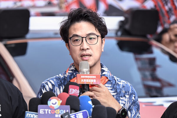 【分析】台北市長選　沈伯洋氏はなぜ支持を広げるのか　「洋流」と蔣万安市政への不満